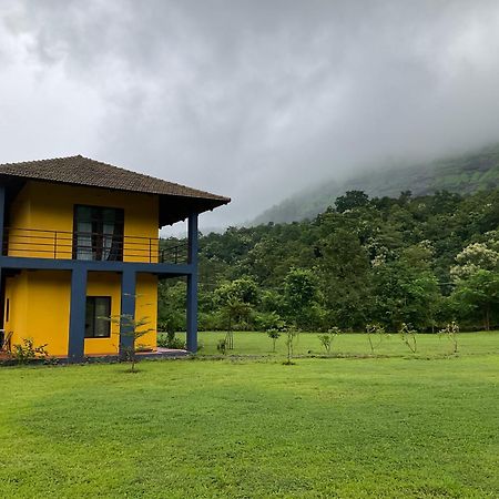 King'S Landing Villa Karjat Bagian luar foto