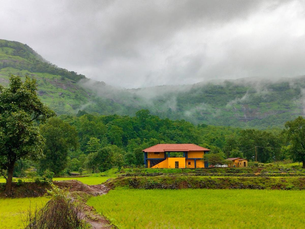 King'S Landing Villa Karjat Bagian luar foto