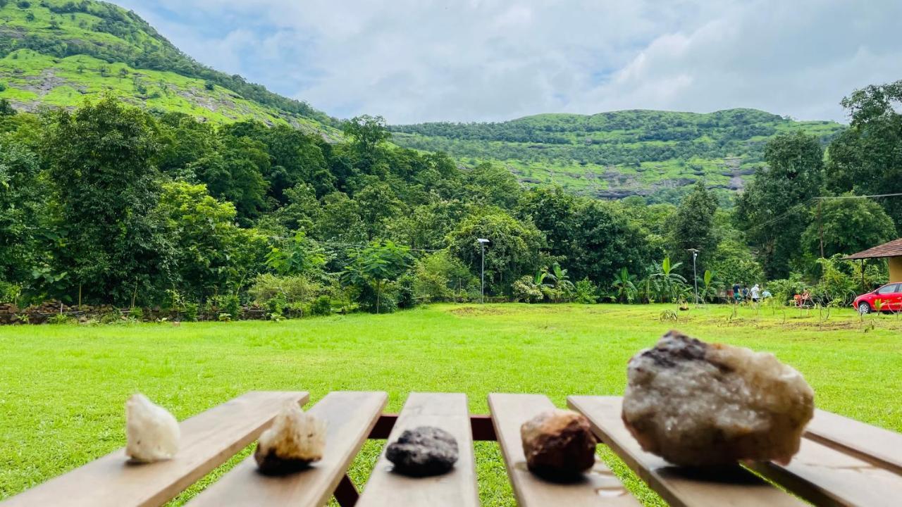 King'S Landing Villa Karjat Bagian luar foto