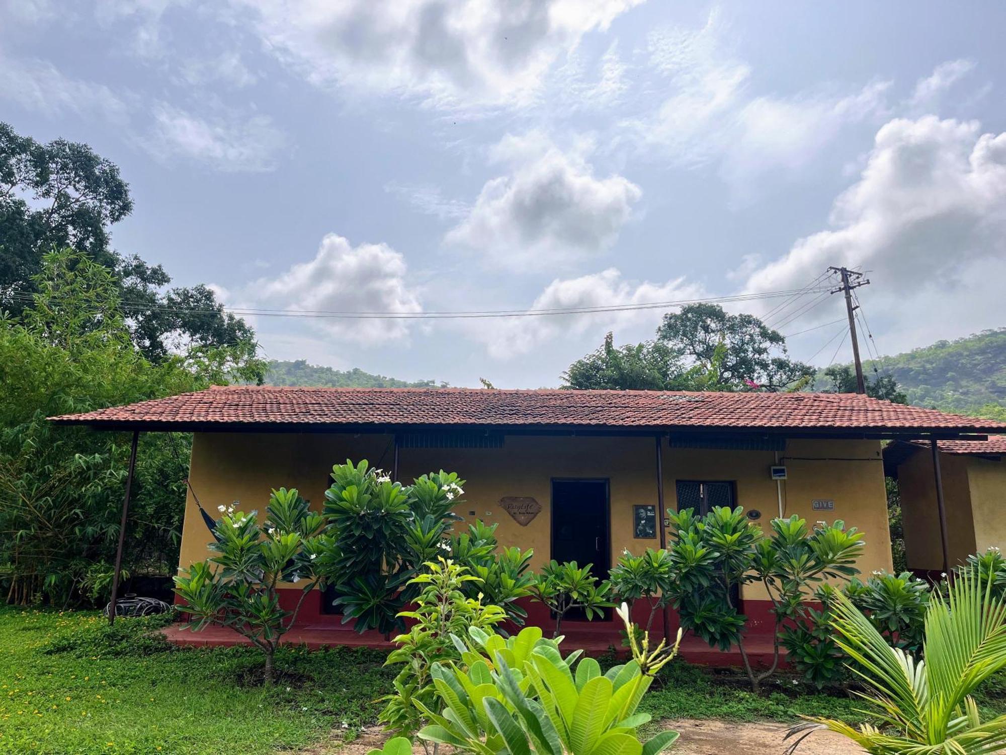 King'S Landing Villa Karjat Bagian luar foto